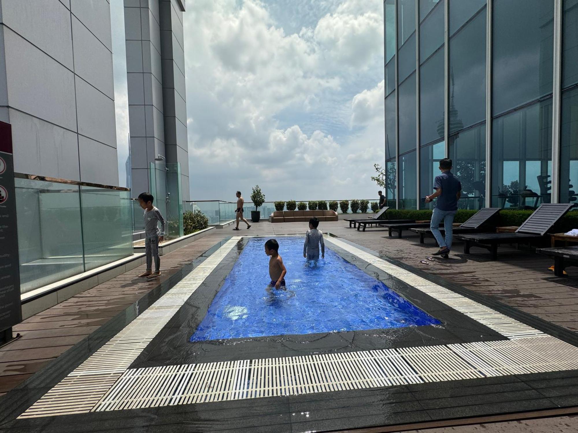 The Platinum Kuala Lumpur By Castle Apartman Kültér fotó